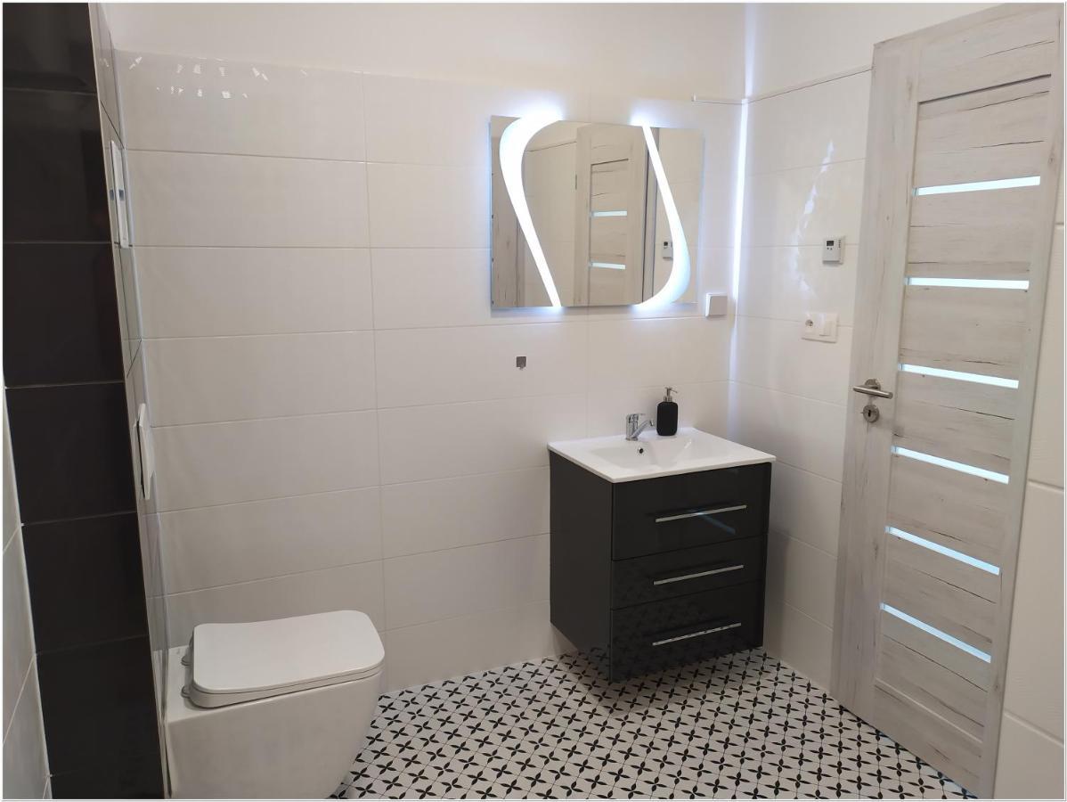 Apartman Till Galanta Exterior foto